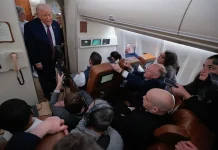 ‘Full Blown Mental Breakdown’: Trump’s Victory Rant Derails When He Gets Distracted and Starts Talking to His Mom Through a Childhood Memory Involving an Insane Asylum